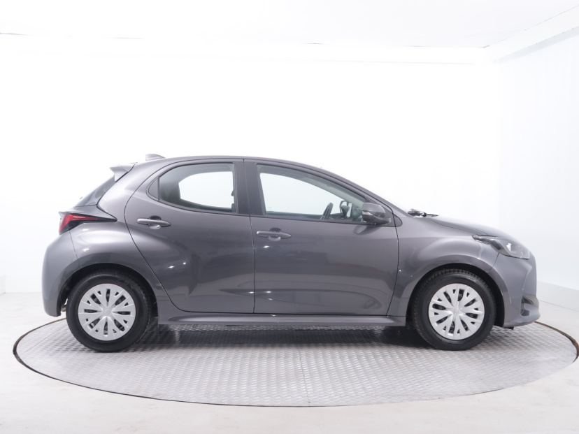 Toyota Yaris, 2022