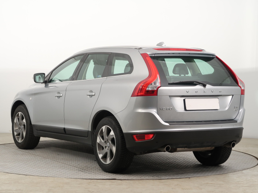 Volvo XC60, 2011