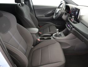 Hyundai i30 - 2023
