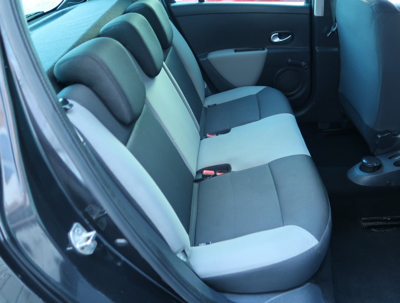 Renault Clio, 2011