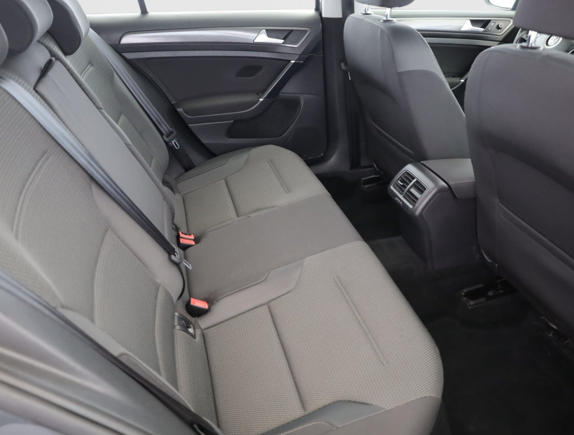Volkswagen Golf, 2018