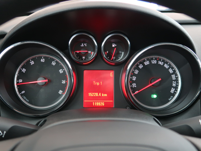 Opel Astra, 2010