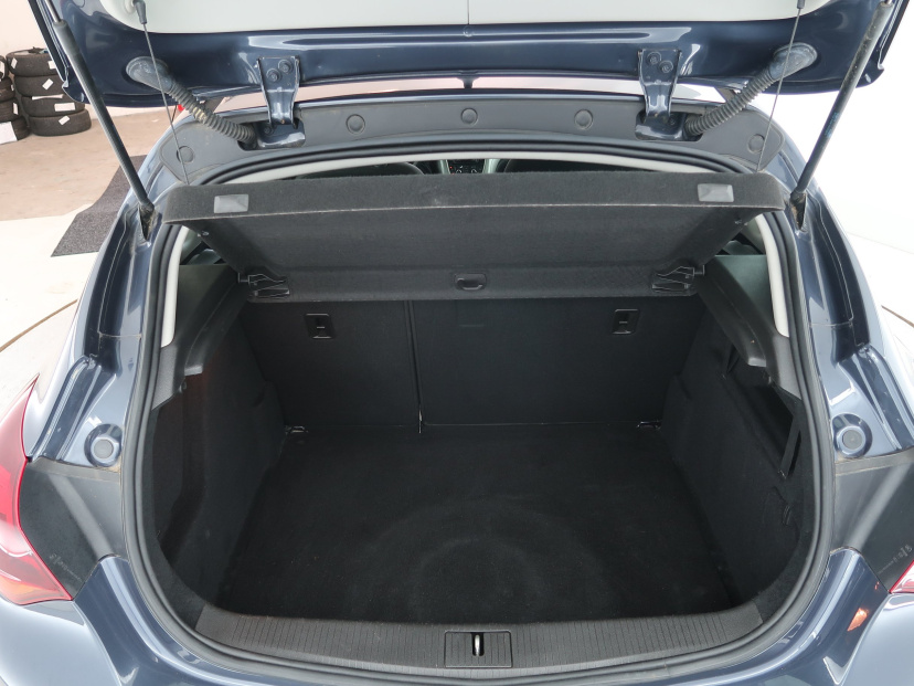 Opel Astra, 2010