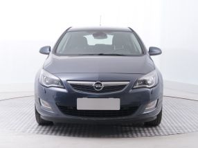 Opel Astra - 2010