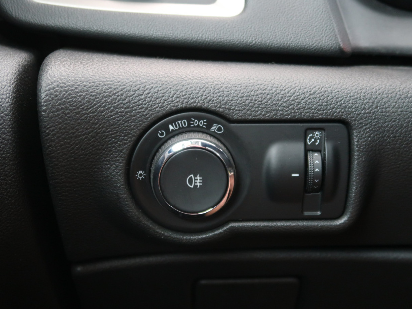 Opel Astra, 2010