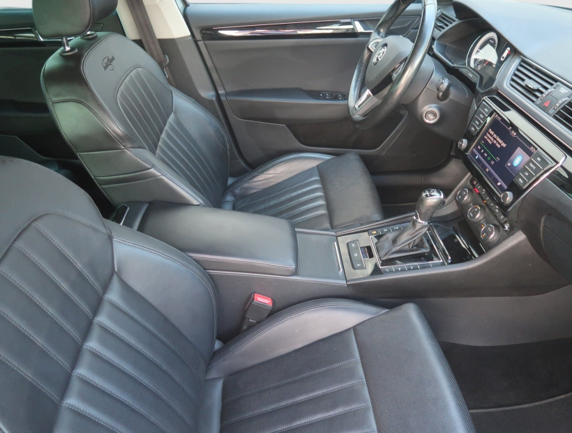 Škoda Superb, 2017
