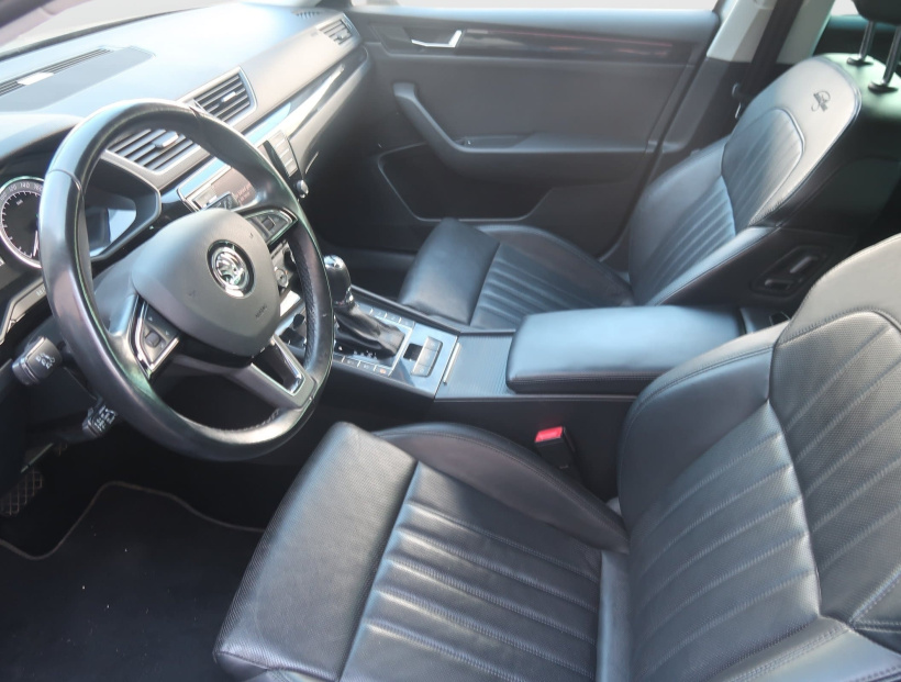 Škoda Superb, 2017