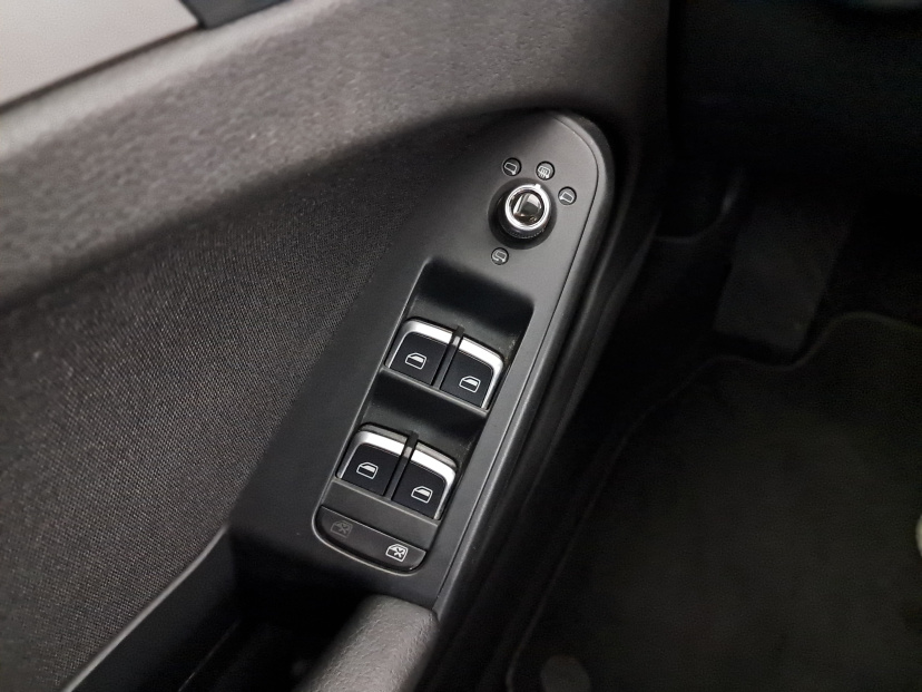Audi A4, 2012