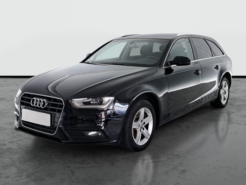 Audi A4, 2012