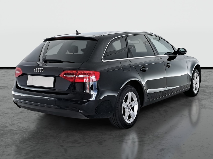 Audi A4, 2012