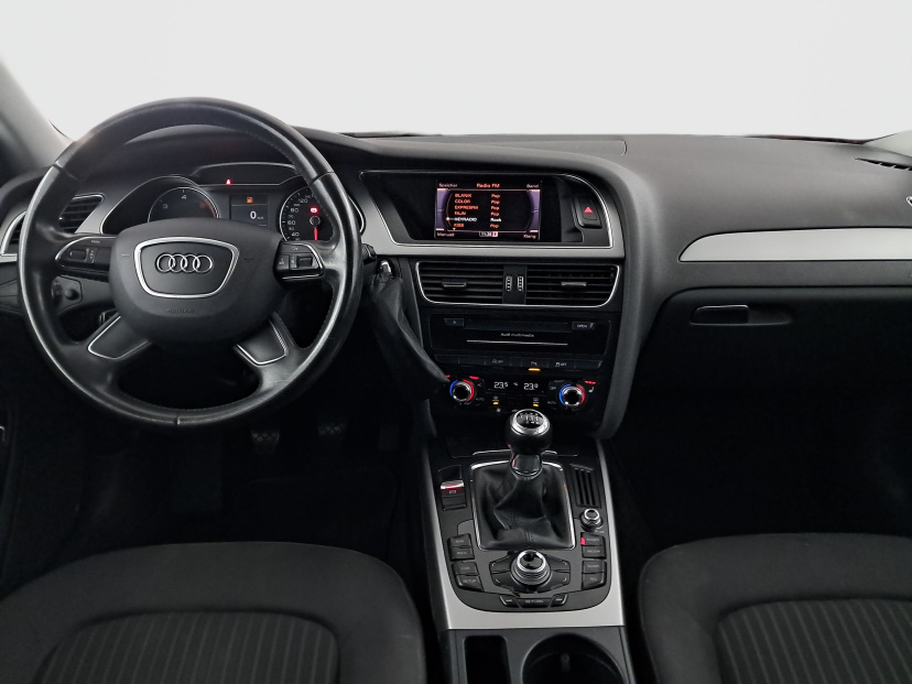 Audi A4, 2012