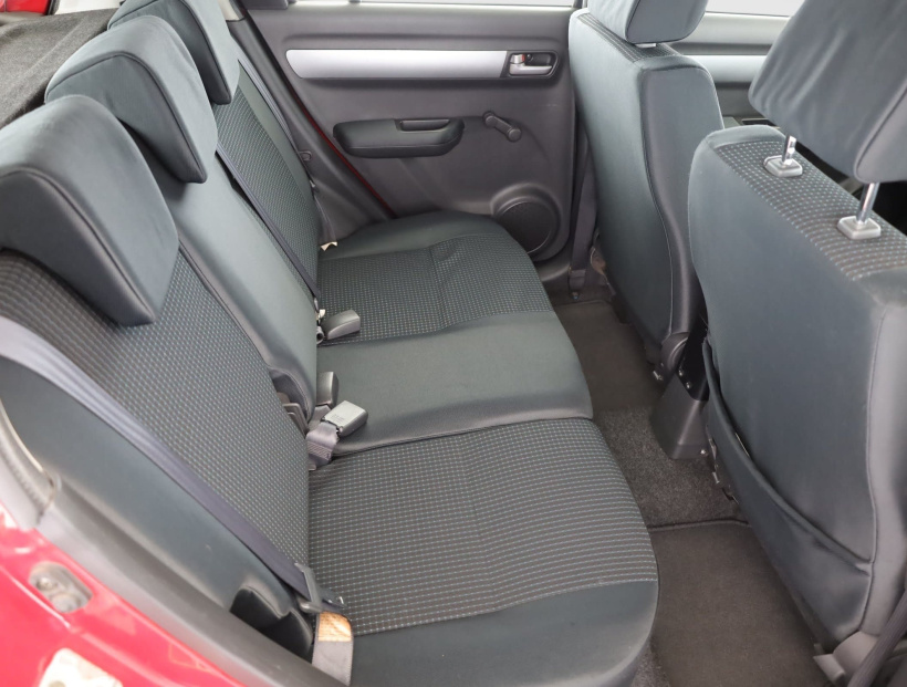 Suzuki Swift, 2005