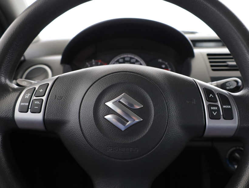 Suzuki Swift, 2005