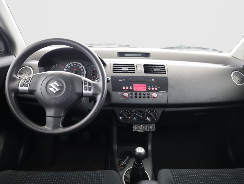 Suzuki Swift, 2005