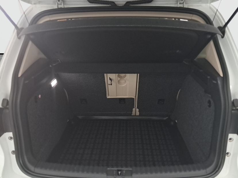 Volkswagen Tiguan, 2014