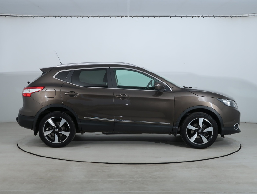Nissan Qashqai, 2016