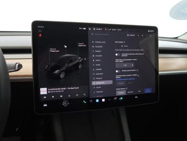 Tesla Model Y - 2023