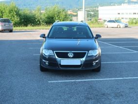 Volkswagen Passat - 2010