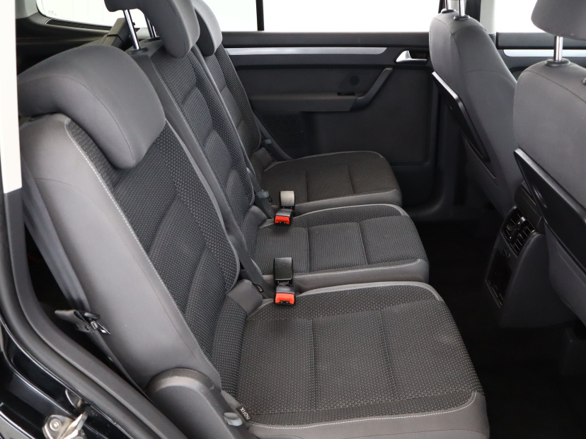 Volkswagen Touran, 2010