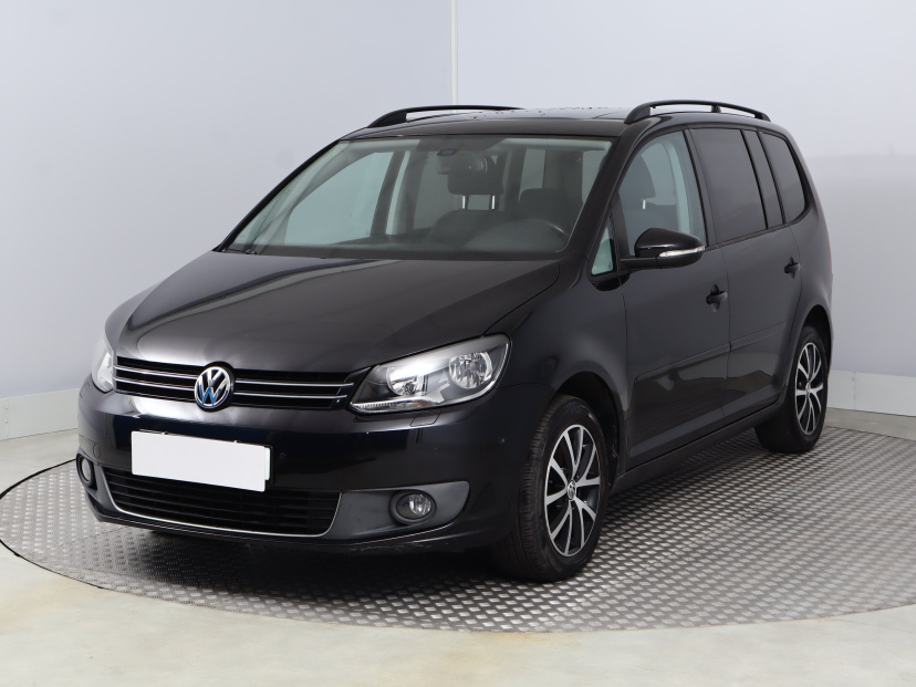 Volkswagen Touran, 2010