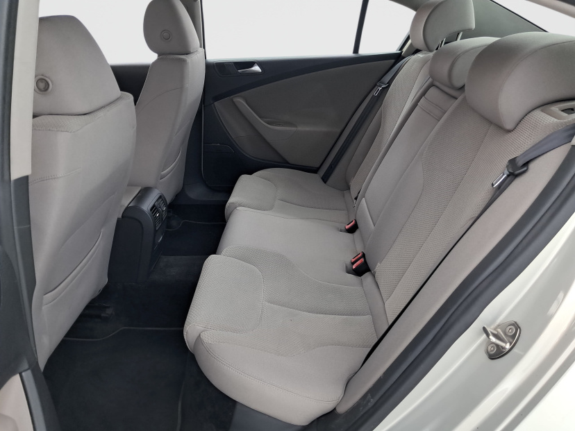 Volkswagen Passat, 2009