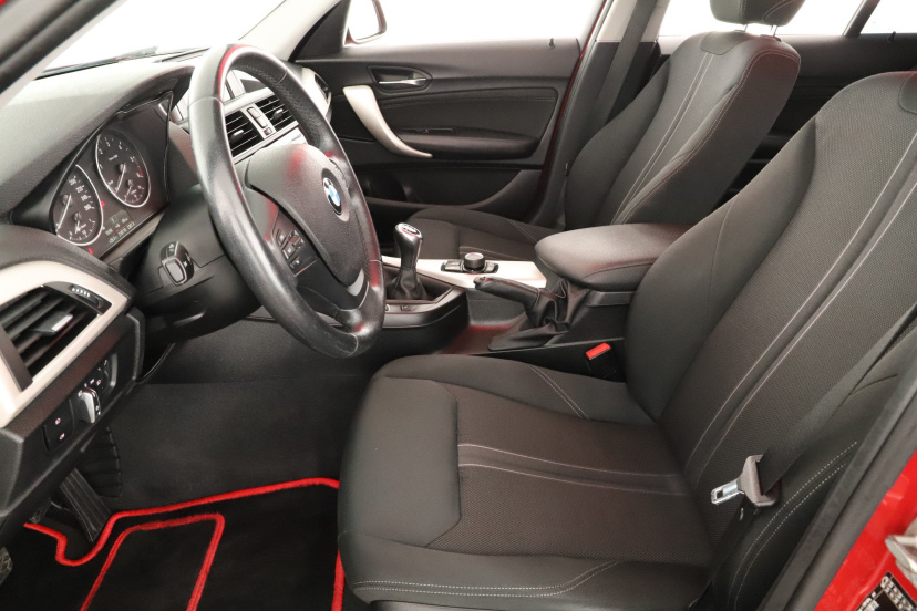BMW 1, 2015