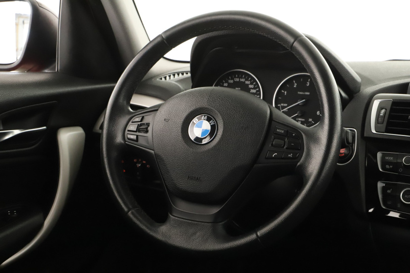 BMW 1, 2015