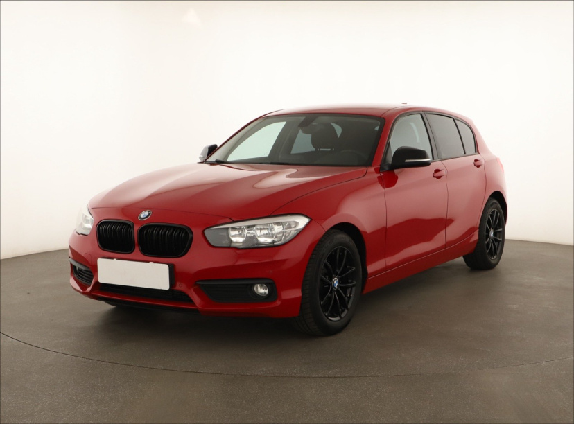 BMW 1, 2015