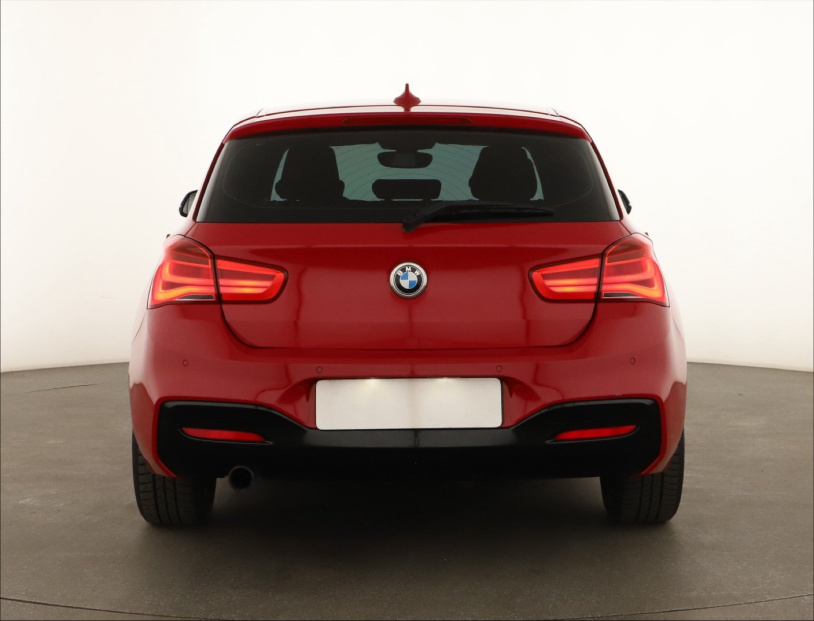 BMW 1, 2015