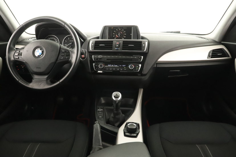 BMW 1, 2015
