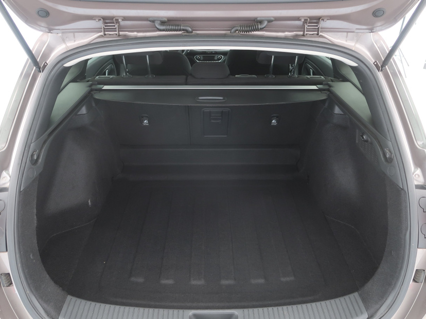 Hyundai i30, 2023