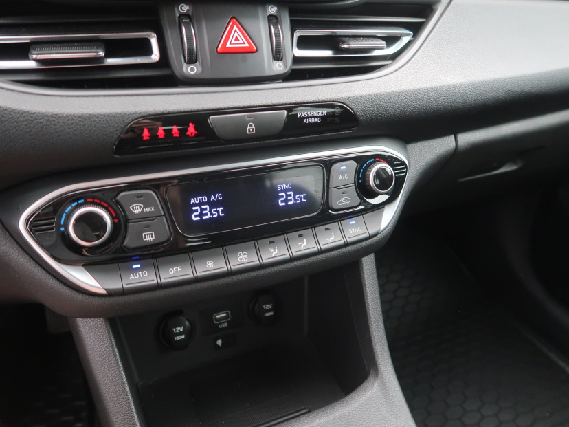Hyundai i30, 2023