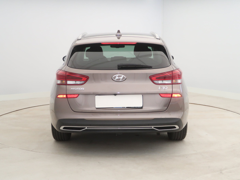 Hyundai i30, 2023