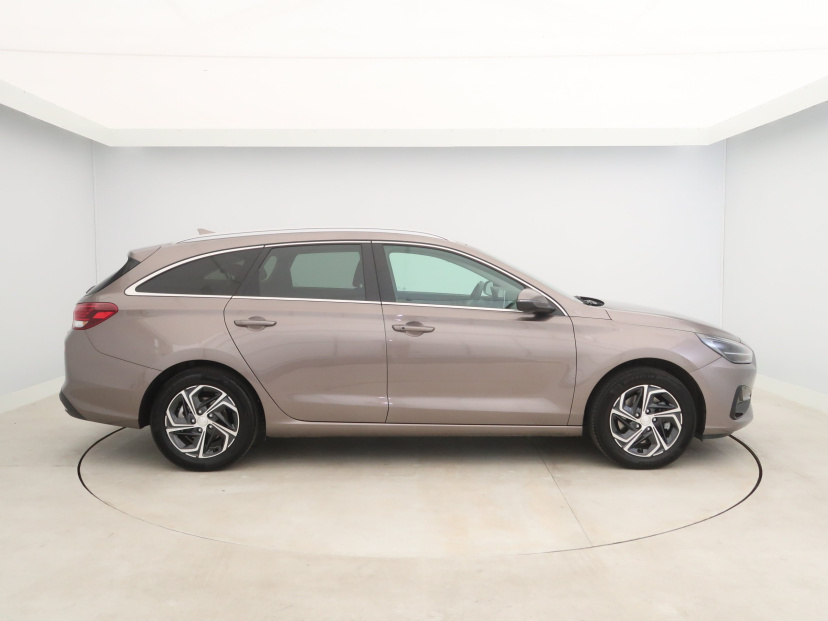Hyundai i30, 2023