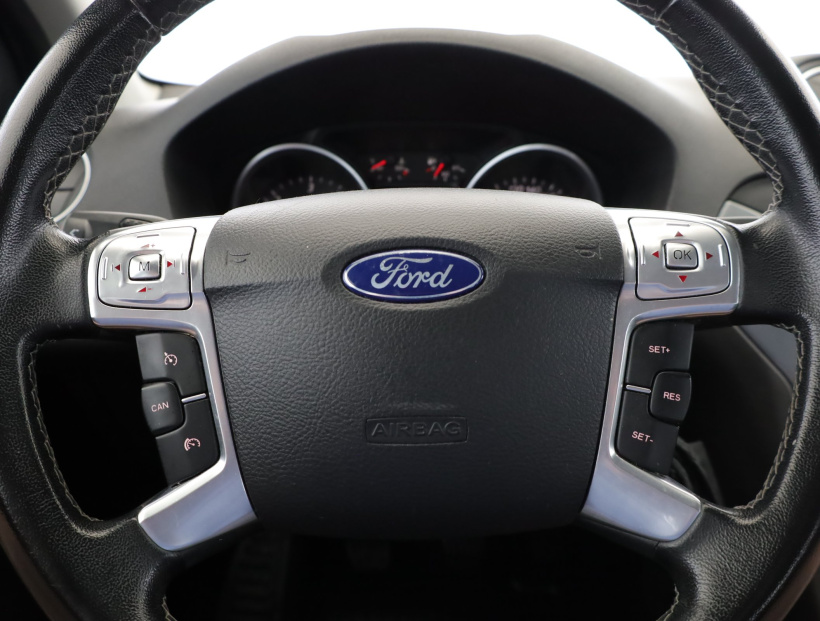 Ford Mondeo, 2013
