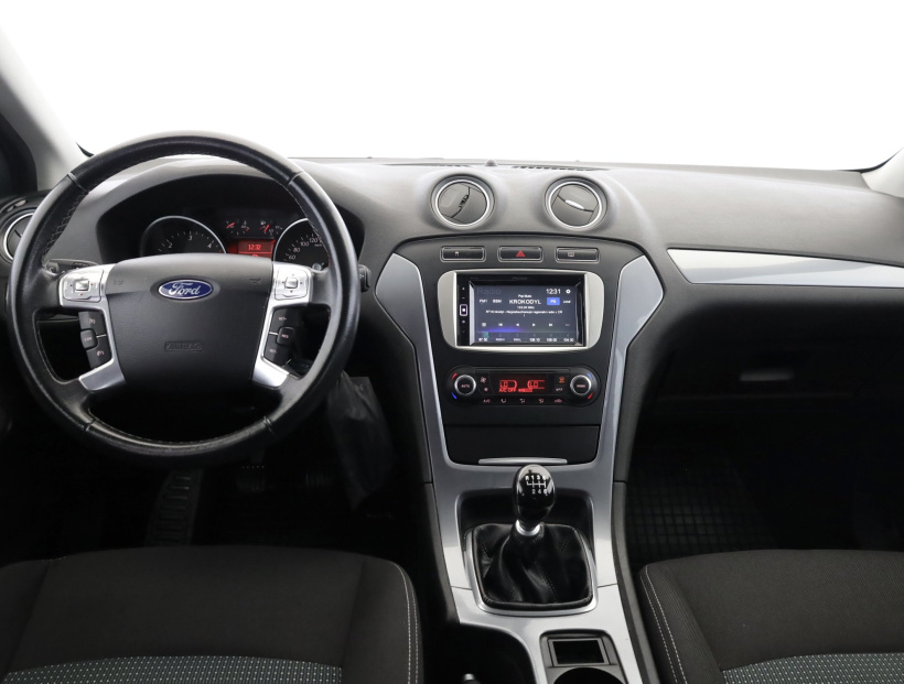 Ford Mondeo, 2013