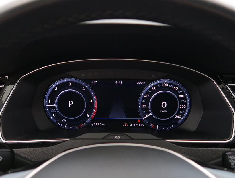 Volkswagen Passat, 2016