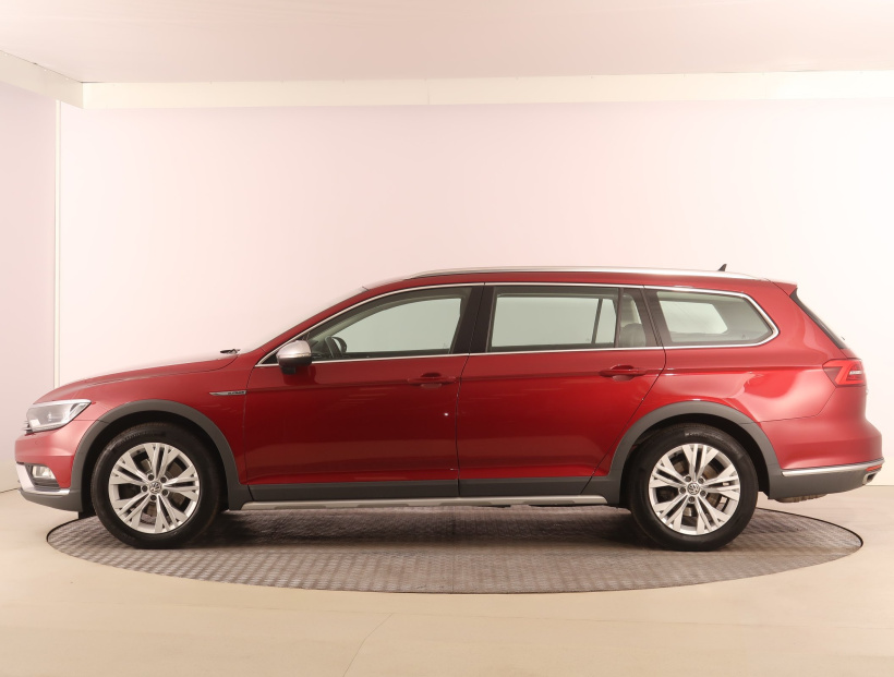 Volkswagen Passat, 2016