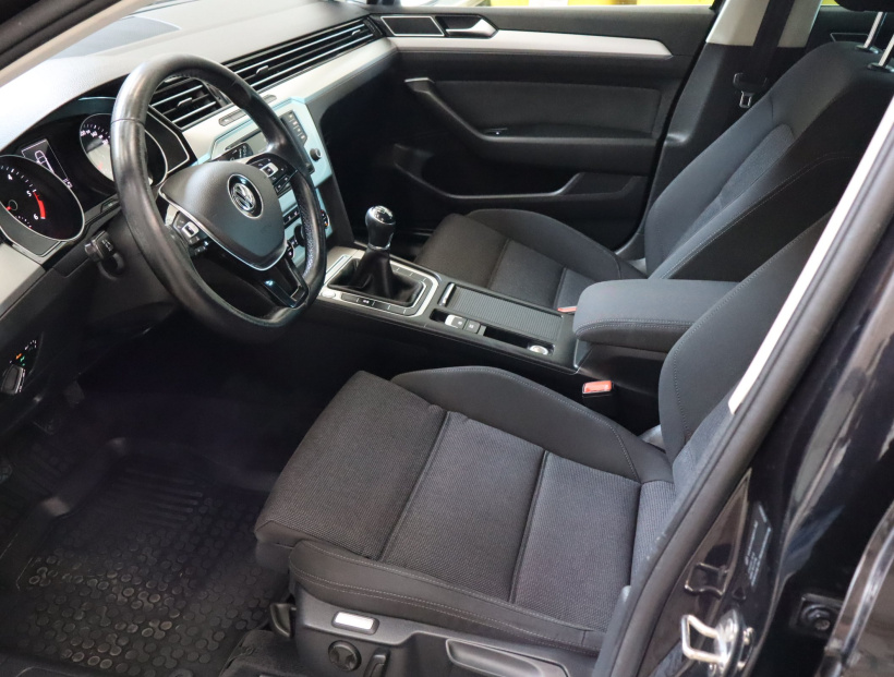 Volkswagen Passat, 2015