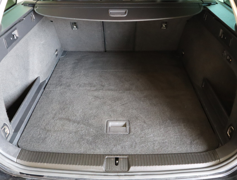 Volkswagen Passat, 2015