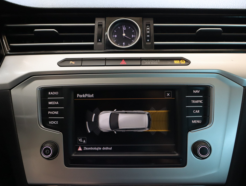 Volkswagen Passat, 2015