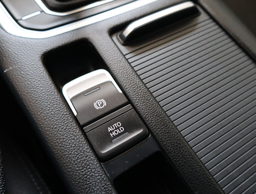 Volkswagen Passat, 2015