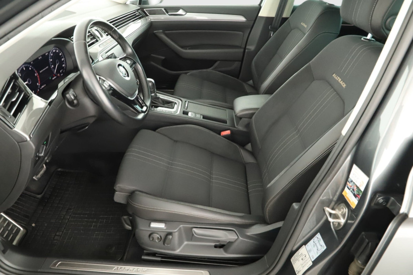 Volkswagen Passat, 2017