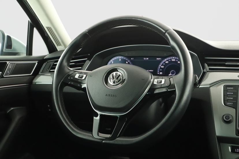 Volkswagen Passat, 2017