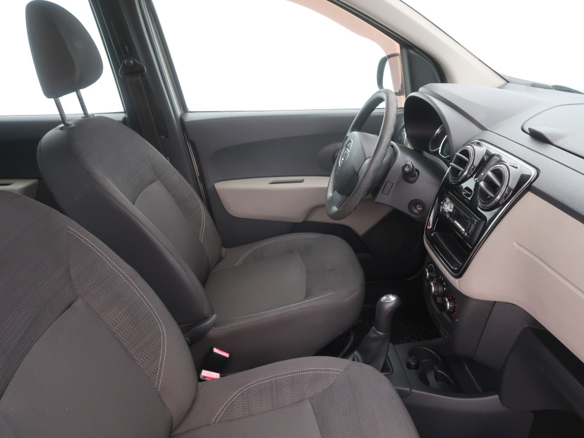 Dacia Lodgy, 2013
