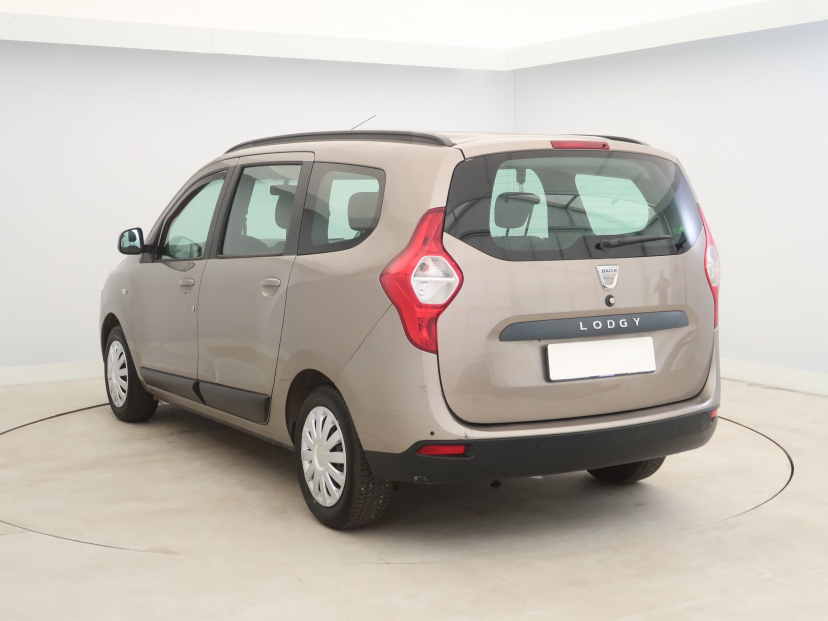 Dacia Lodgy, 2013