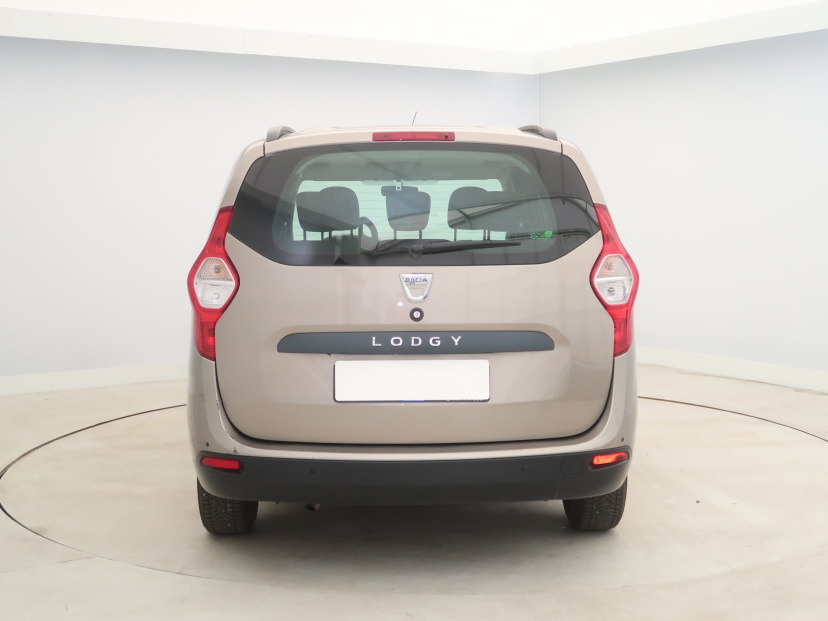 Dacia Lodgy, 2013