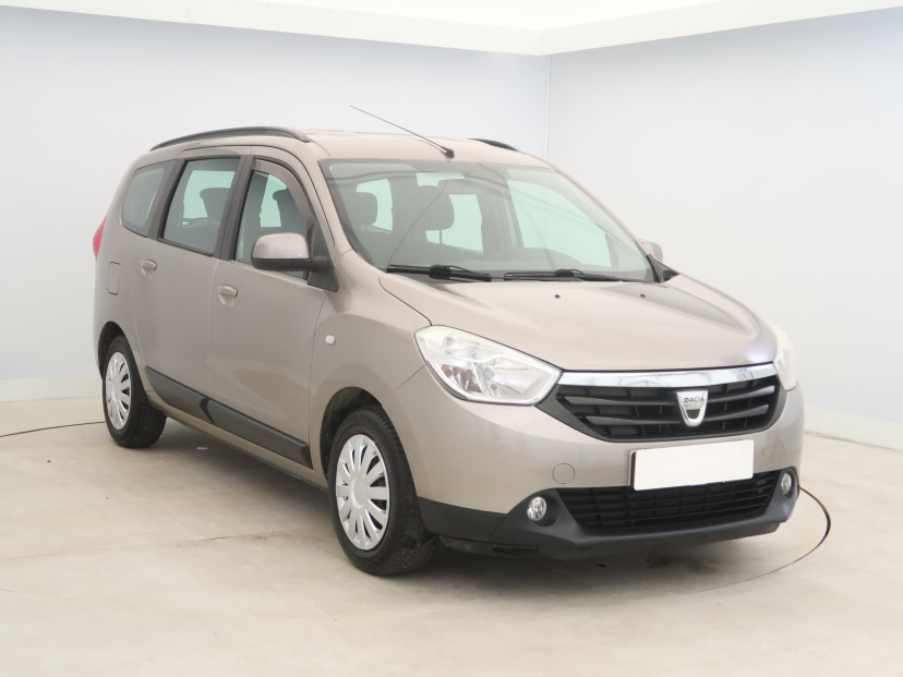 Dacia Lodgy, 2013