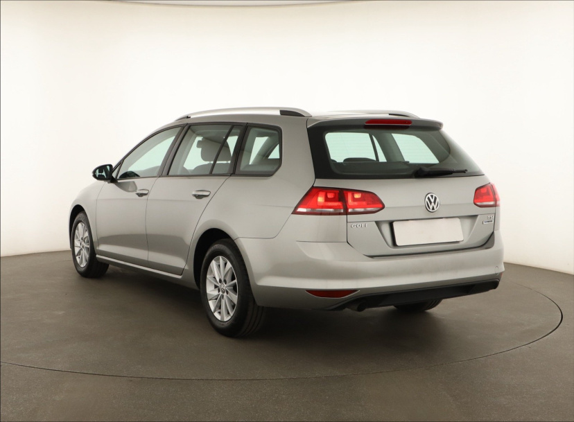 Volkswagen Golf, 2016