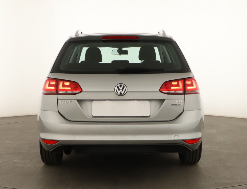 Volkswagen Golf, 2016